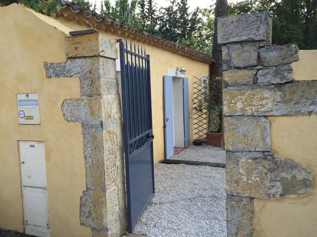 Charmant Studio Brignoles Buitenkant foto